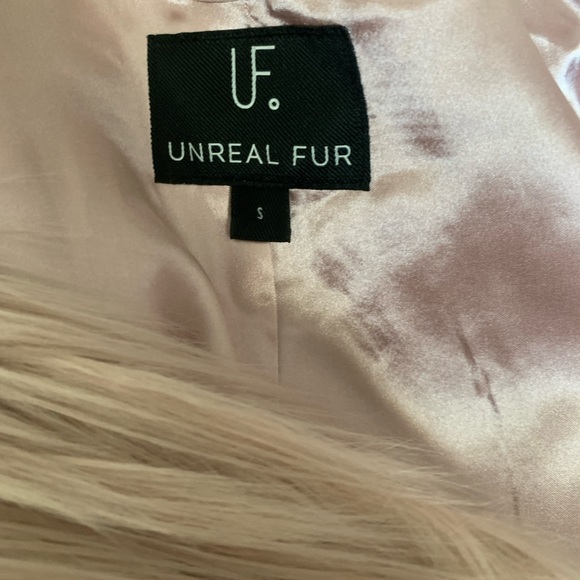 Unreal Fur pink jacket - Picture 3 of 3